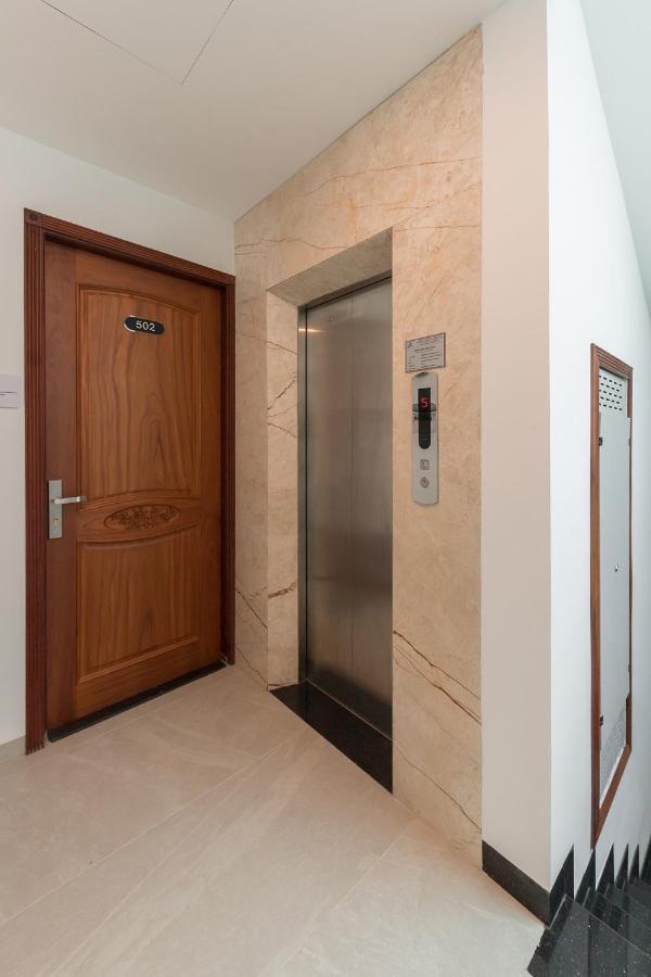 Отель Woody House Boutique Хошимин Экстерьер фото